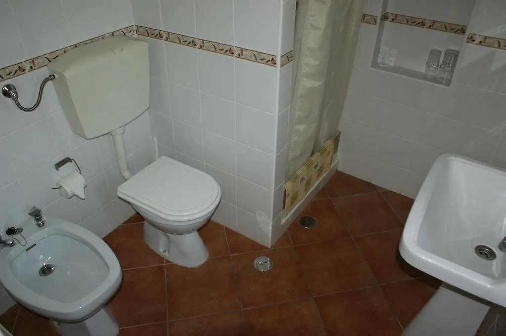 Vila Emilia Guest House Albufeira 0*,  Portugal
